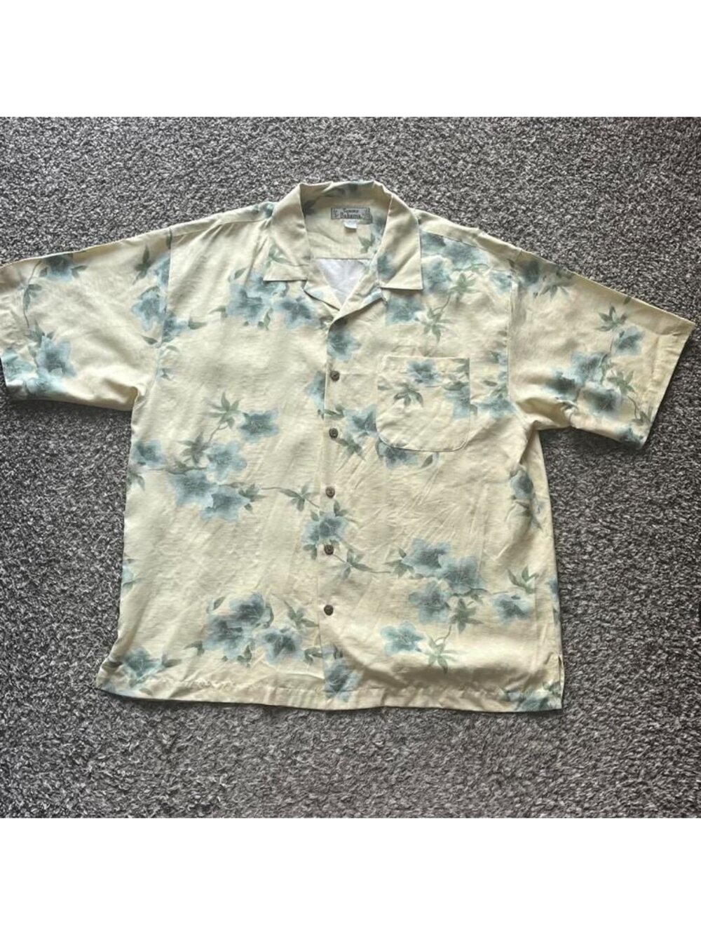 Vintage Tommy Bahama 100% Silk Pastel Yellow Button-up XL Shirt Beach Resortwear